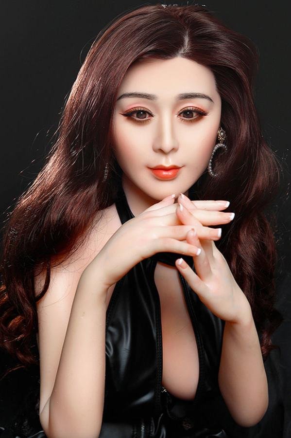 SY DOLL